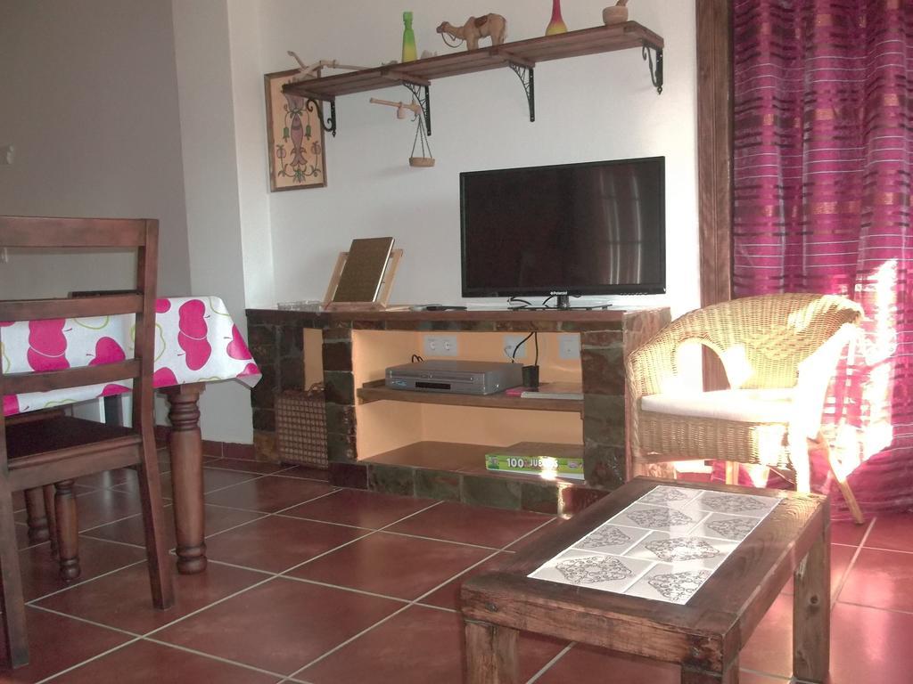 Apartamento El Dragon Serrano Сотосеррано Экстерьер фото