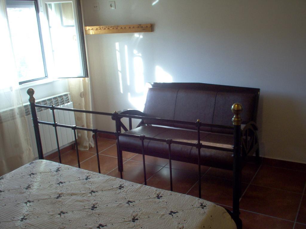Apartamento El Dragon Serrano Сотосеррано Экстерьер фото